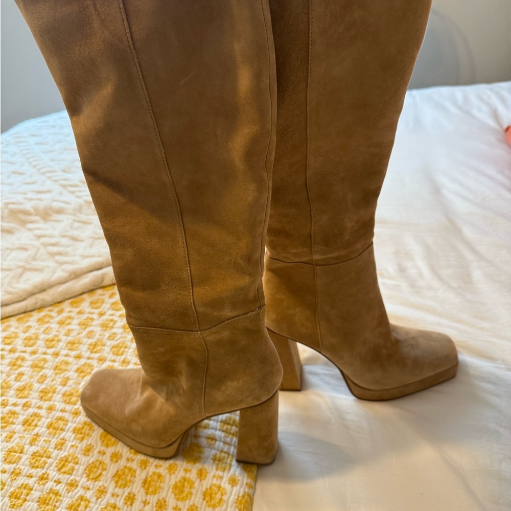 Steve Madden Tan Heeled Boots